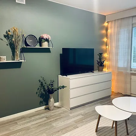 Kaksio Ydinkeskustassa! Apartamento *